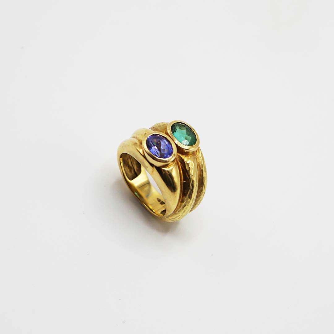 Tanzanite and tourmaline ring