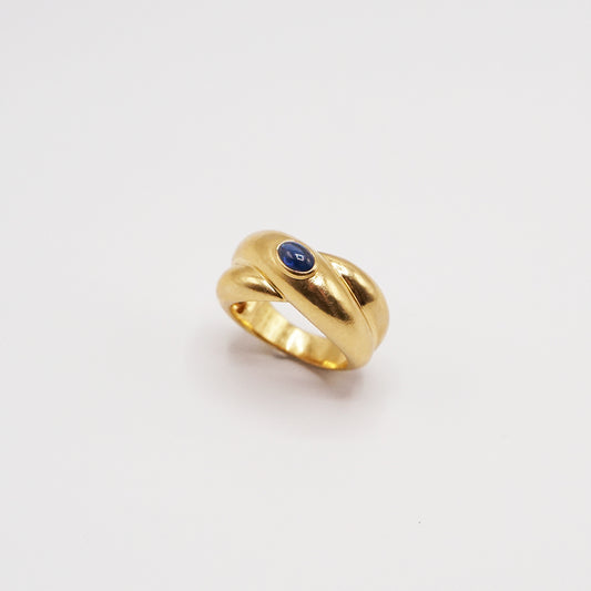 Cartier sapphire Colisée ring